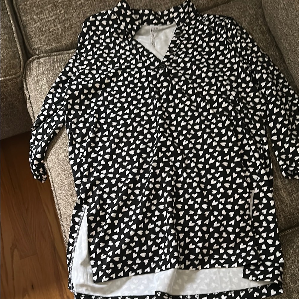 Lulu-B Black Tunic with White Heart Design
